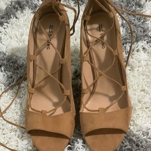 Never worn , Brand new ! $20